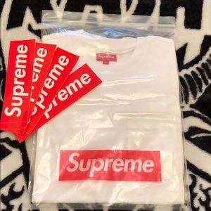 🚨Supreme Pocket Tee🚨